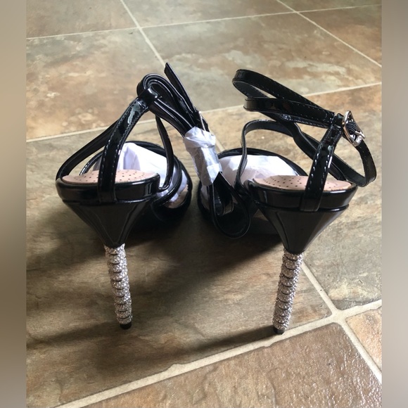 AZALEA WANG THIS IS WHY I'M HOT STILETTO SANDALS SIZE: 7.5 - Picture 6 of 12